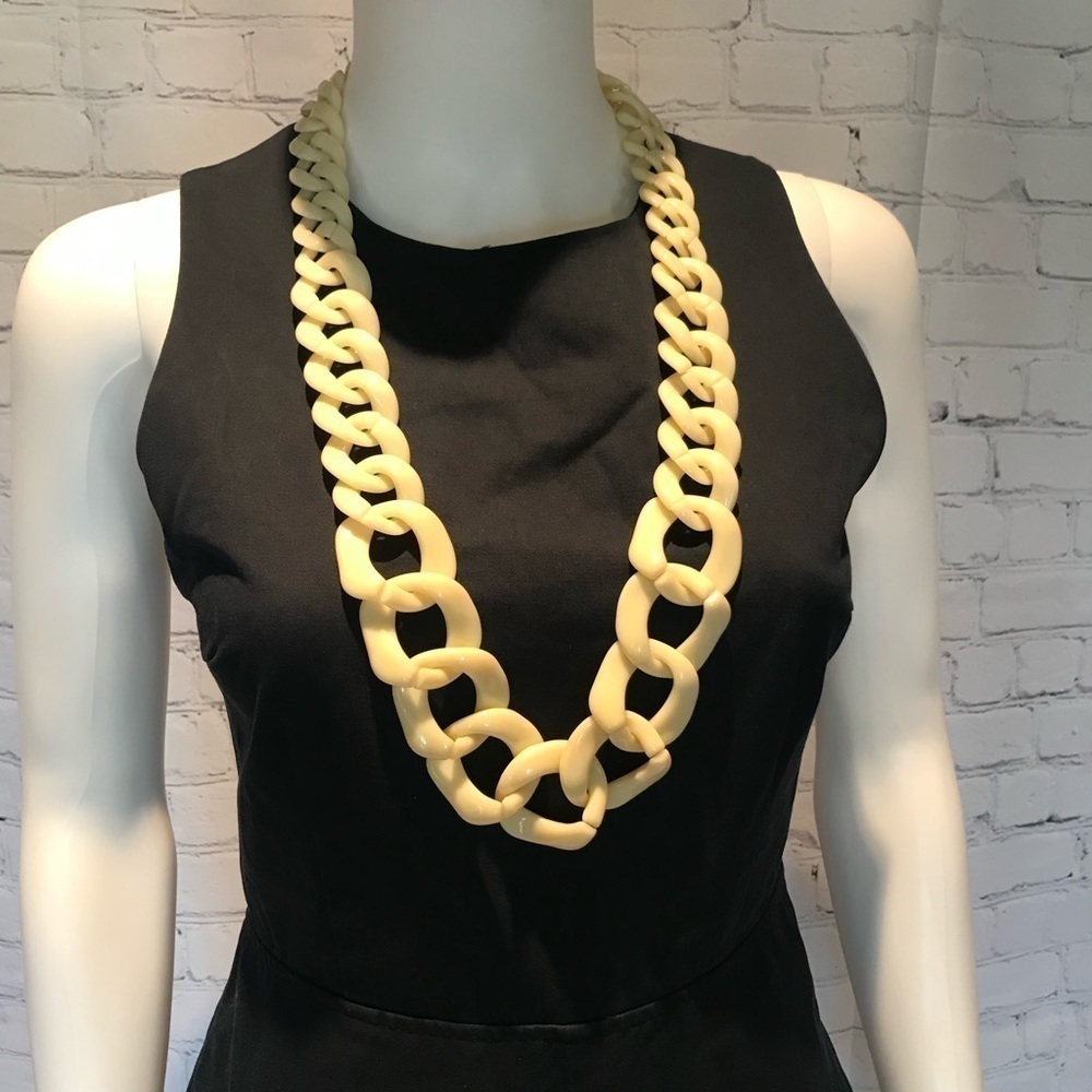 Ivory Look Link Necklace
